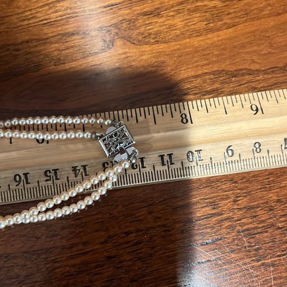 Vintage costume jewelry double strand pearl necklace, warm colour. - Picture 5 of 5